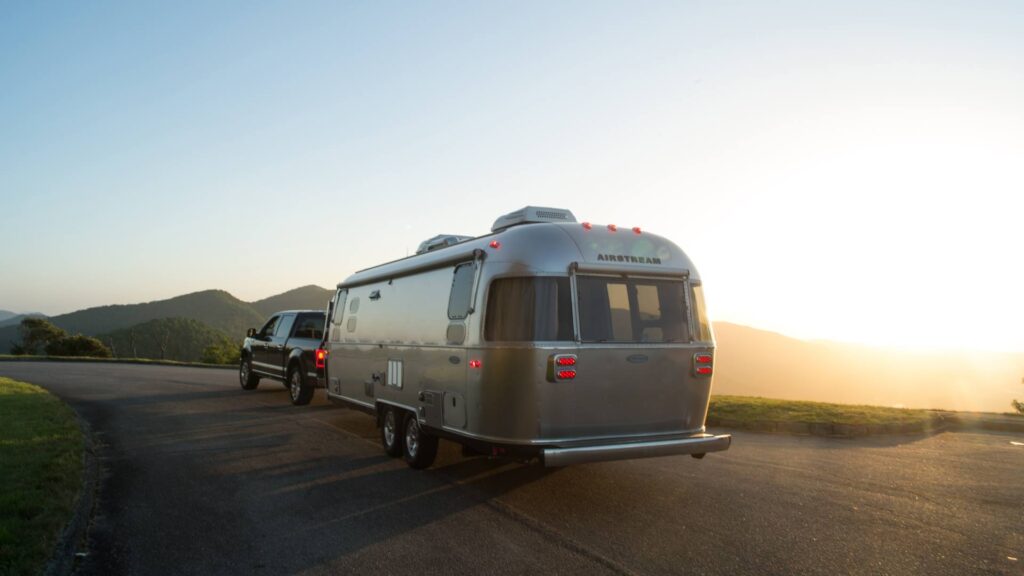airstream-flying-cloud-mountain-sunset-towing